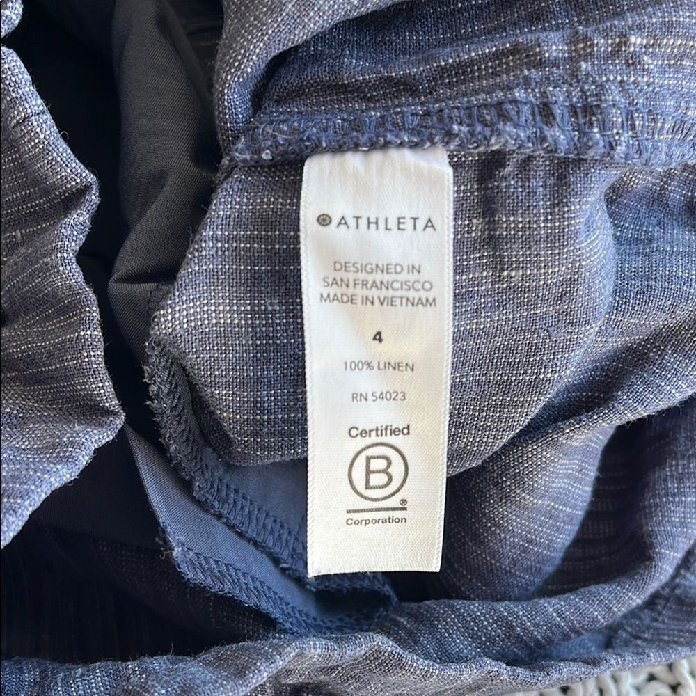 Athleta Cabo Linen 4" Short Women's Sz 4 Chambray Blue - Picture 8 of 10